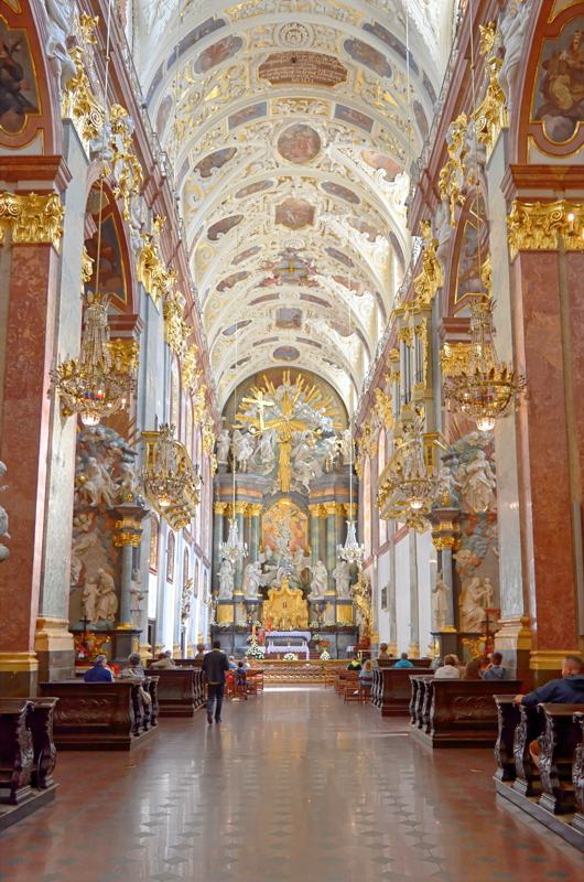 4 - The stunning Baroque interior of the Jasna Góra Basilica located inside the Jasna Góra Monastery in Częstochowa